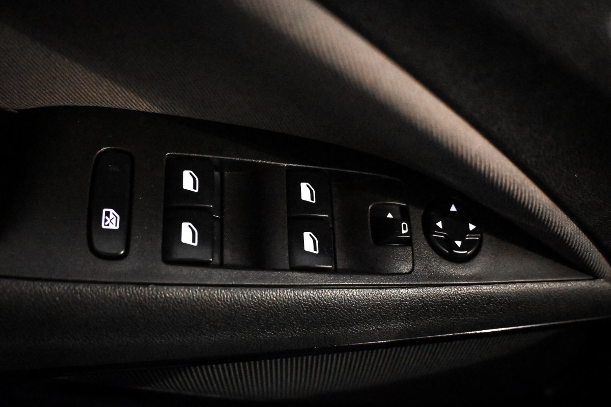 Foto Opel Crossland X 26