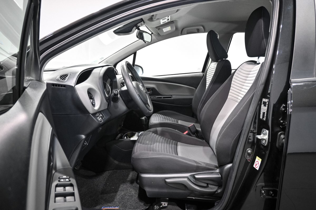 Foto Toyota Yaris 10