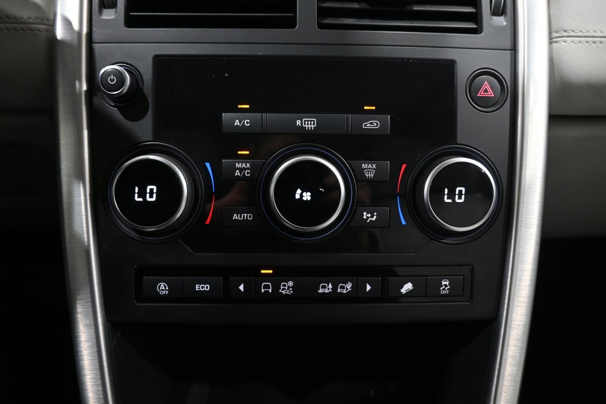 Foto Land-Rover Discovery Sport 17