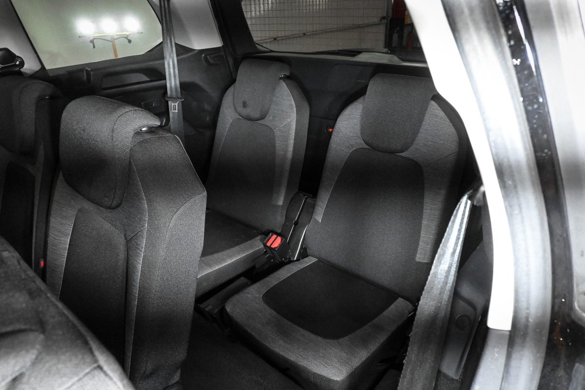 Foto Citroën Grand C4 Picasso 13