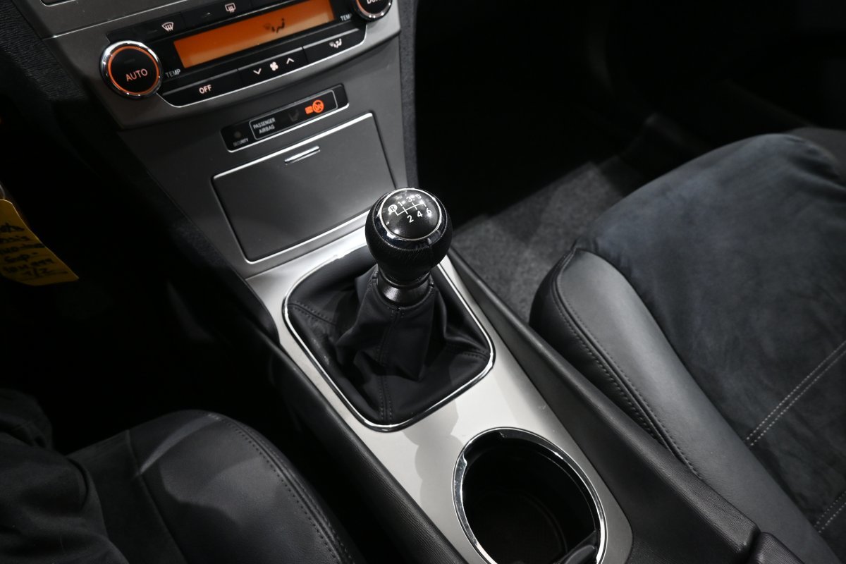 Foto Toyota Avensis 22