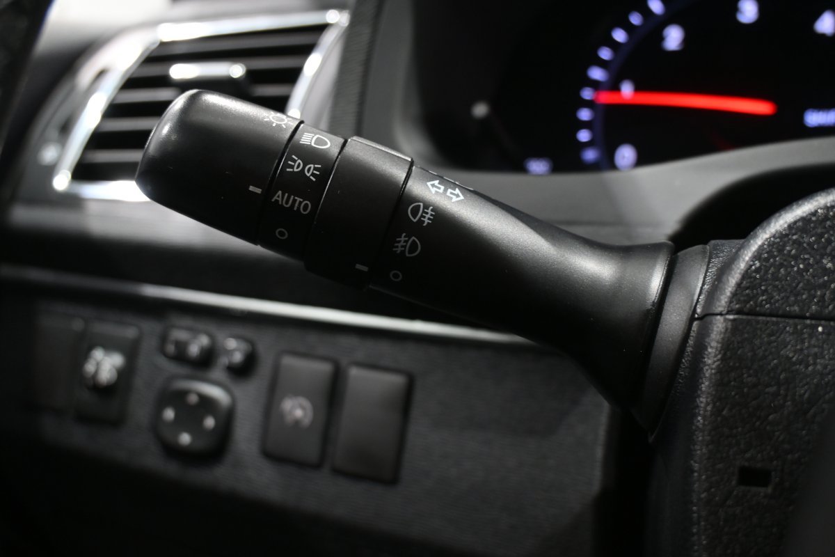 Foto Toyota Avensis 25