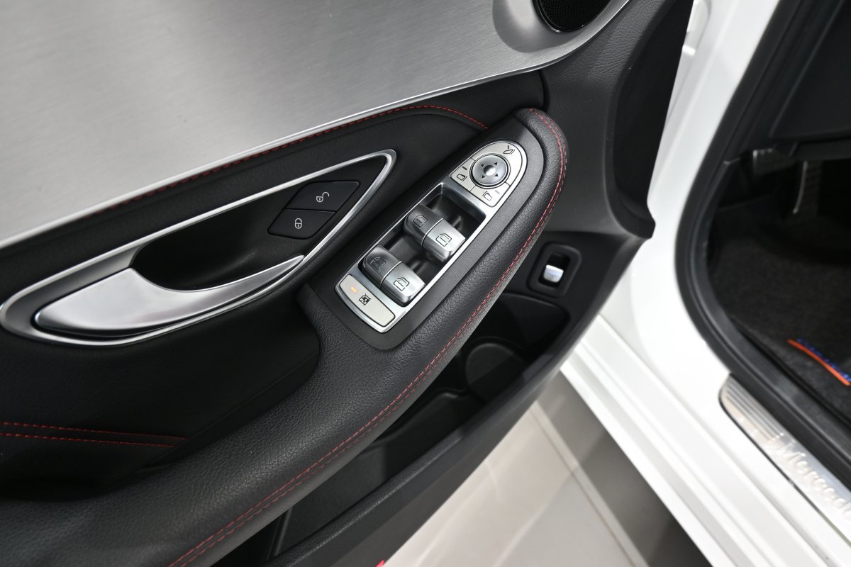 Foto Mercedes-Benz Clase C 29