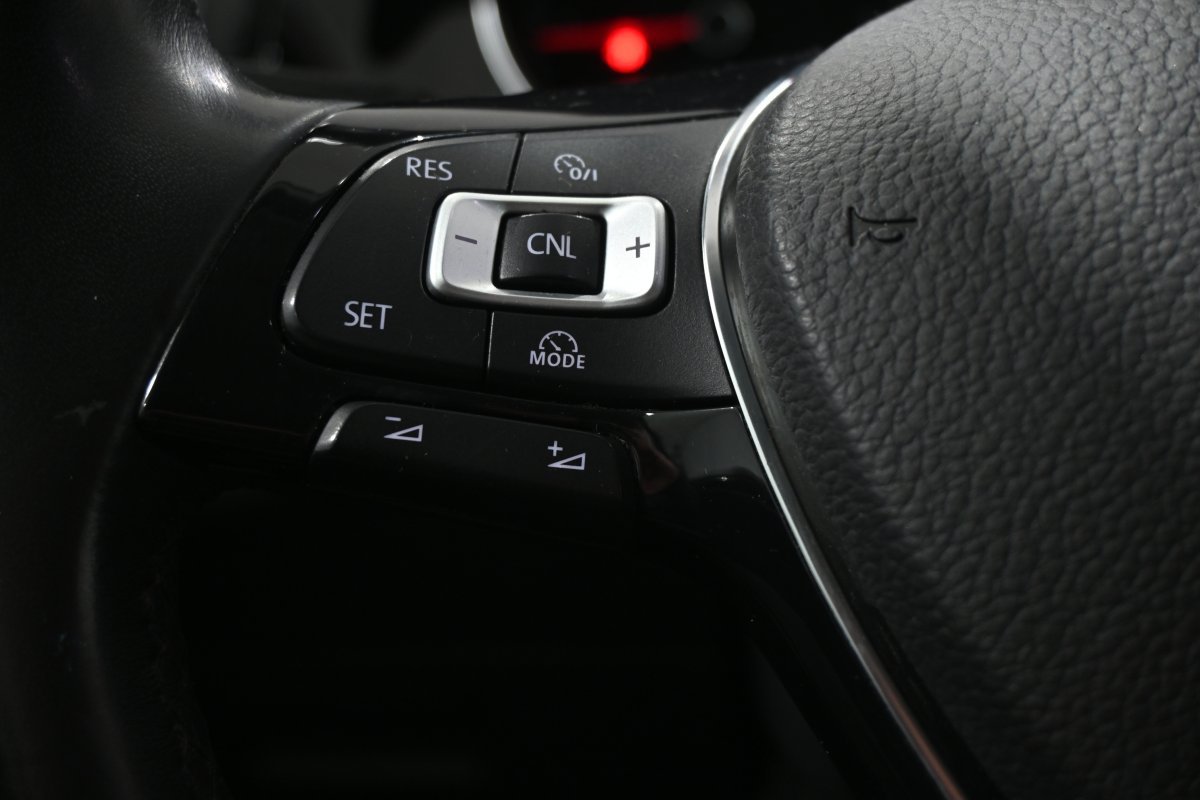 Foto Volkswagen Golf 21