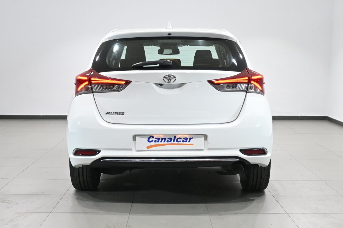 Foto Toyota Auris 5