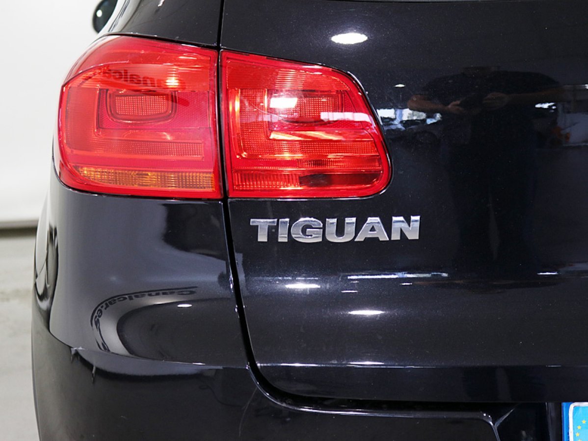 Foto Volkswagen Tiguan 9