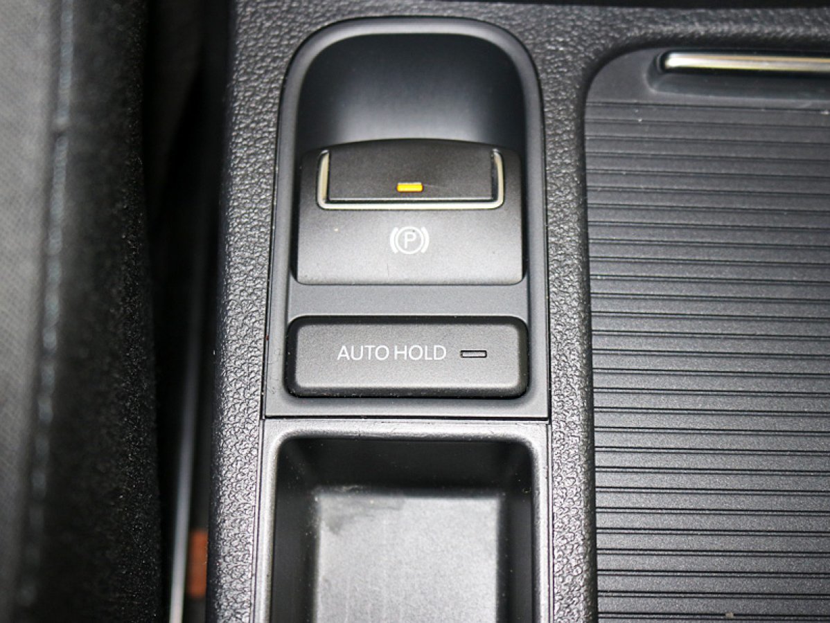 Foto Volkswagen Tiguan 25