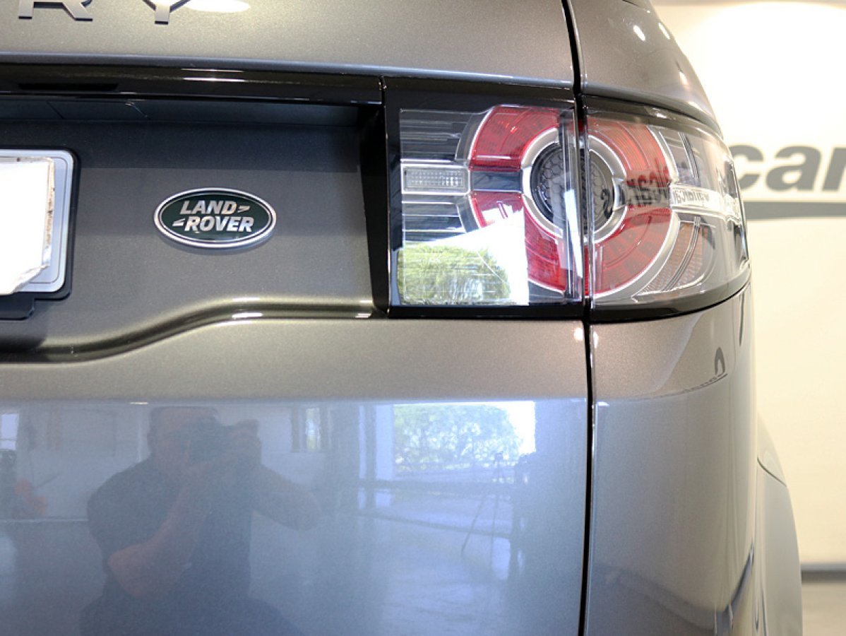 Foto Land-Rover Discovery Sport 11