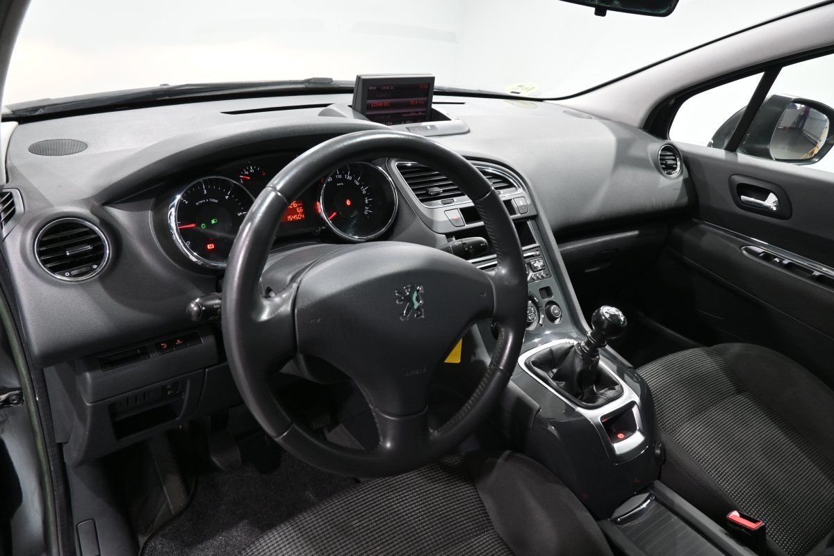 Foto Peugeot 5008 8