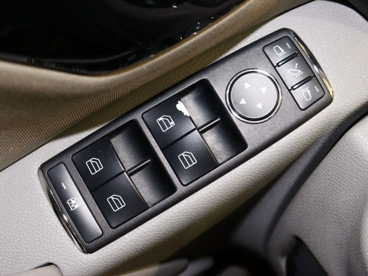 Foto Mercedes-Benz Clase C 21