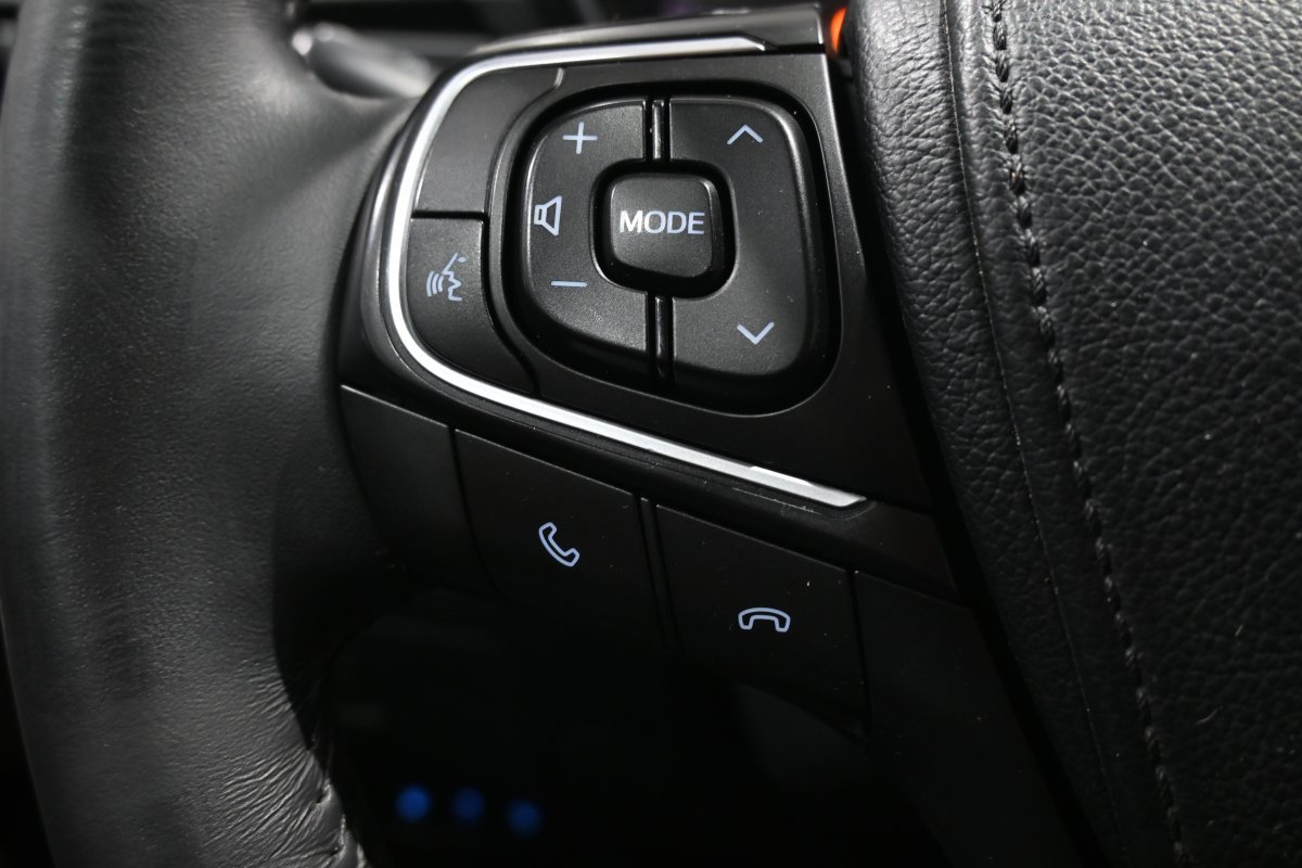 Foto Toyota Avensis 21