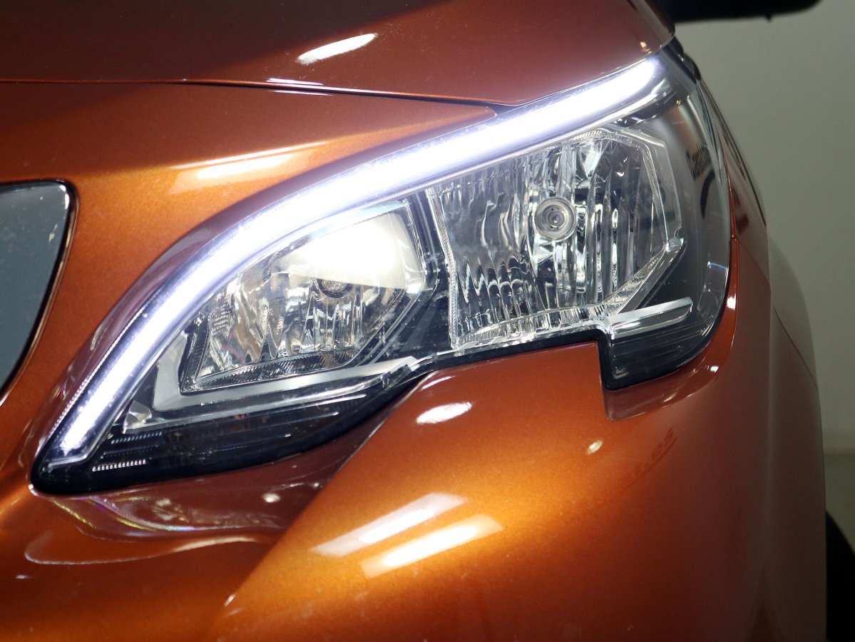 Foto Peugeot 3008 12