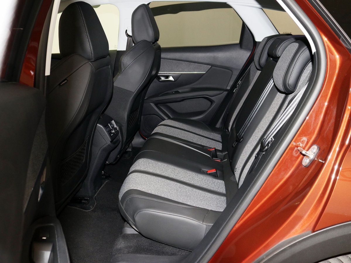 Foto Peugeot 3008 14