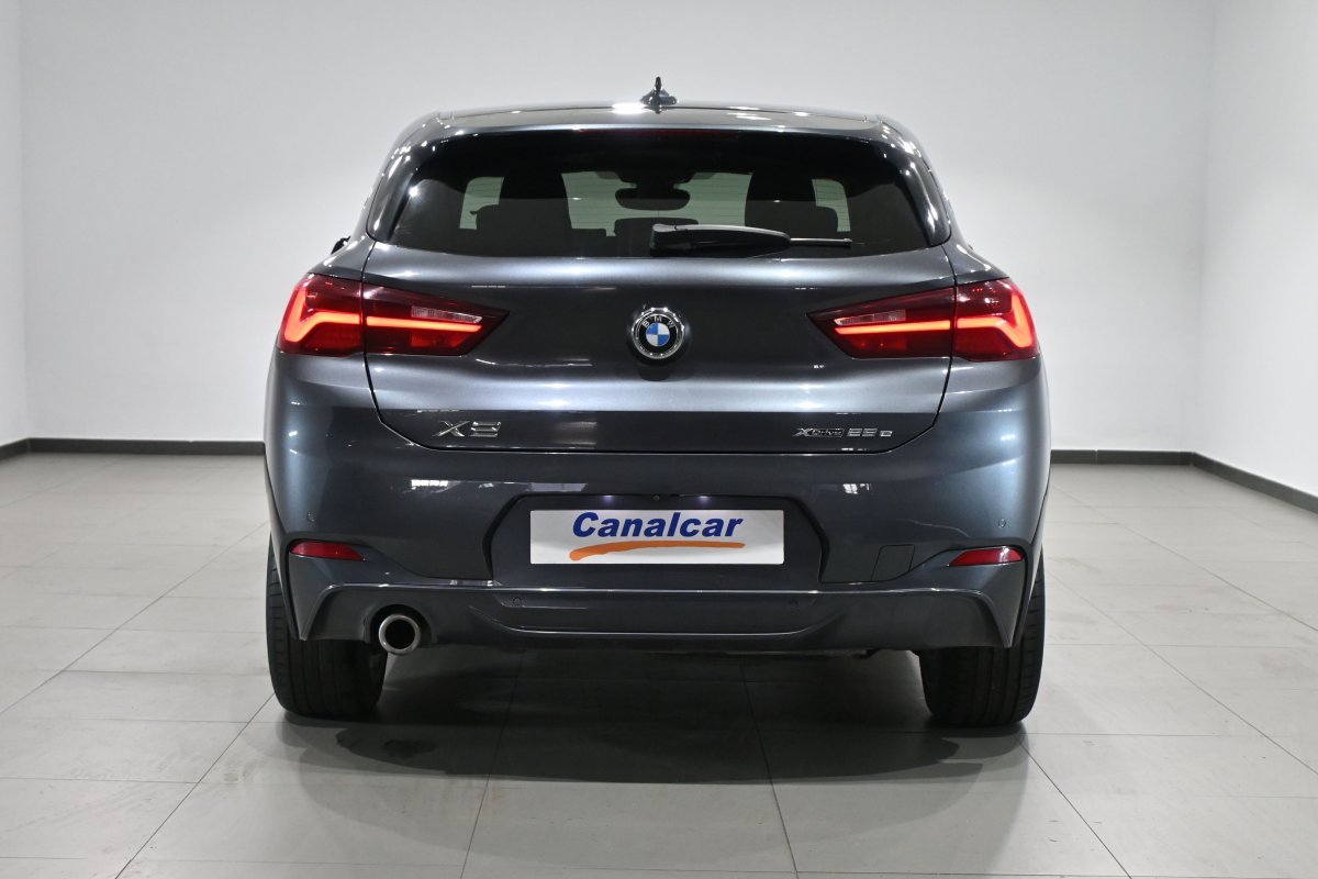 Foto BMW X2 4