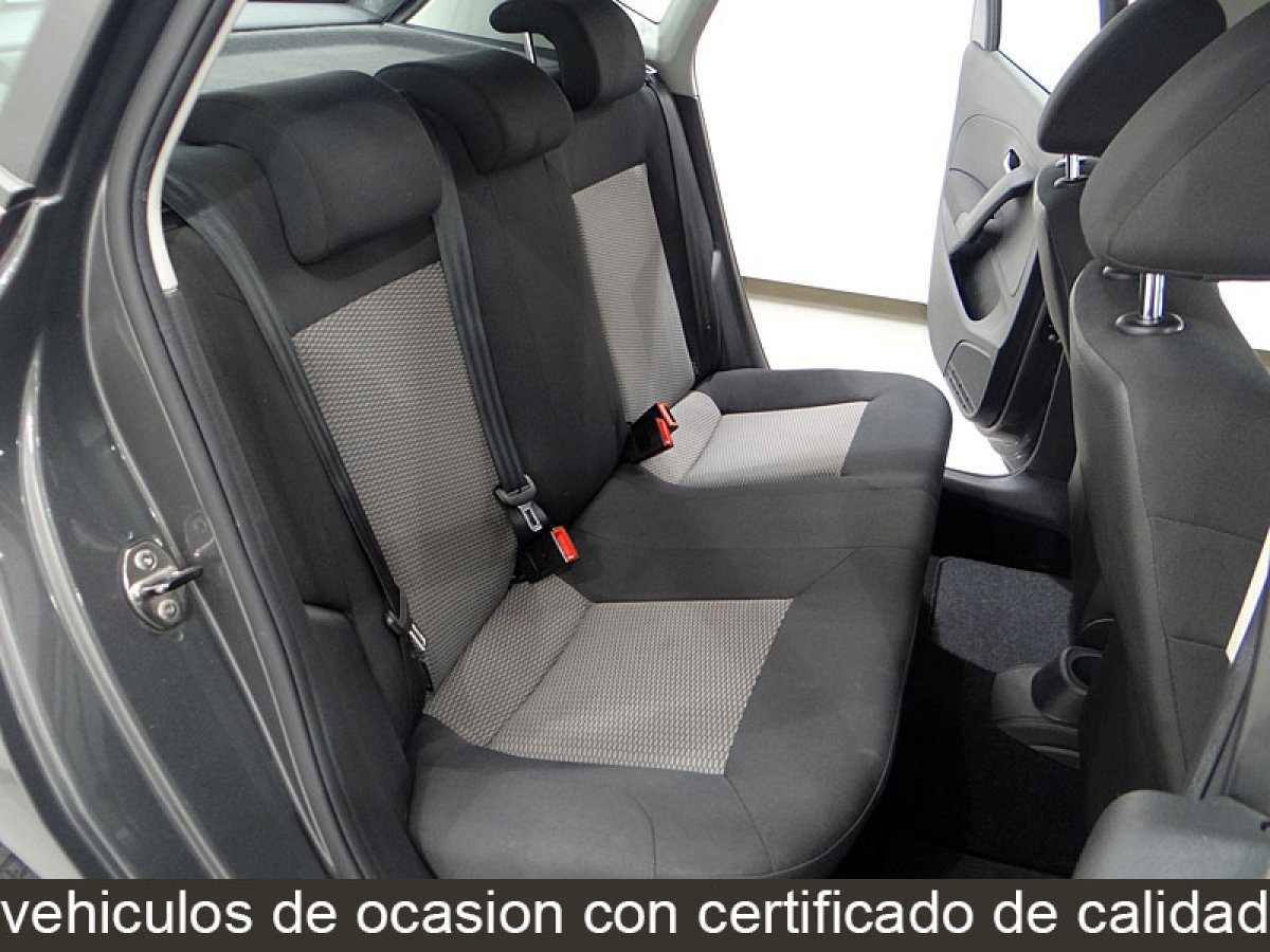 Foto Volkswagen Polo 21