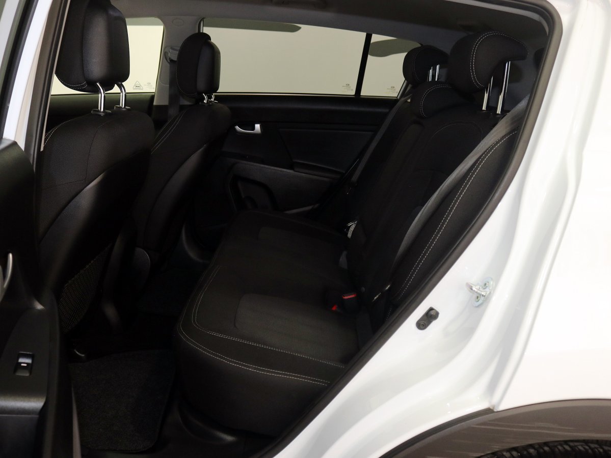 Foto Kia Sportage 15