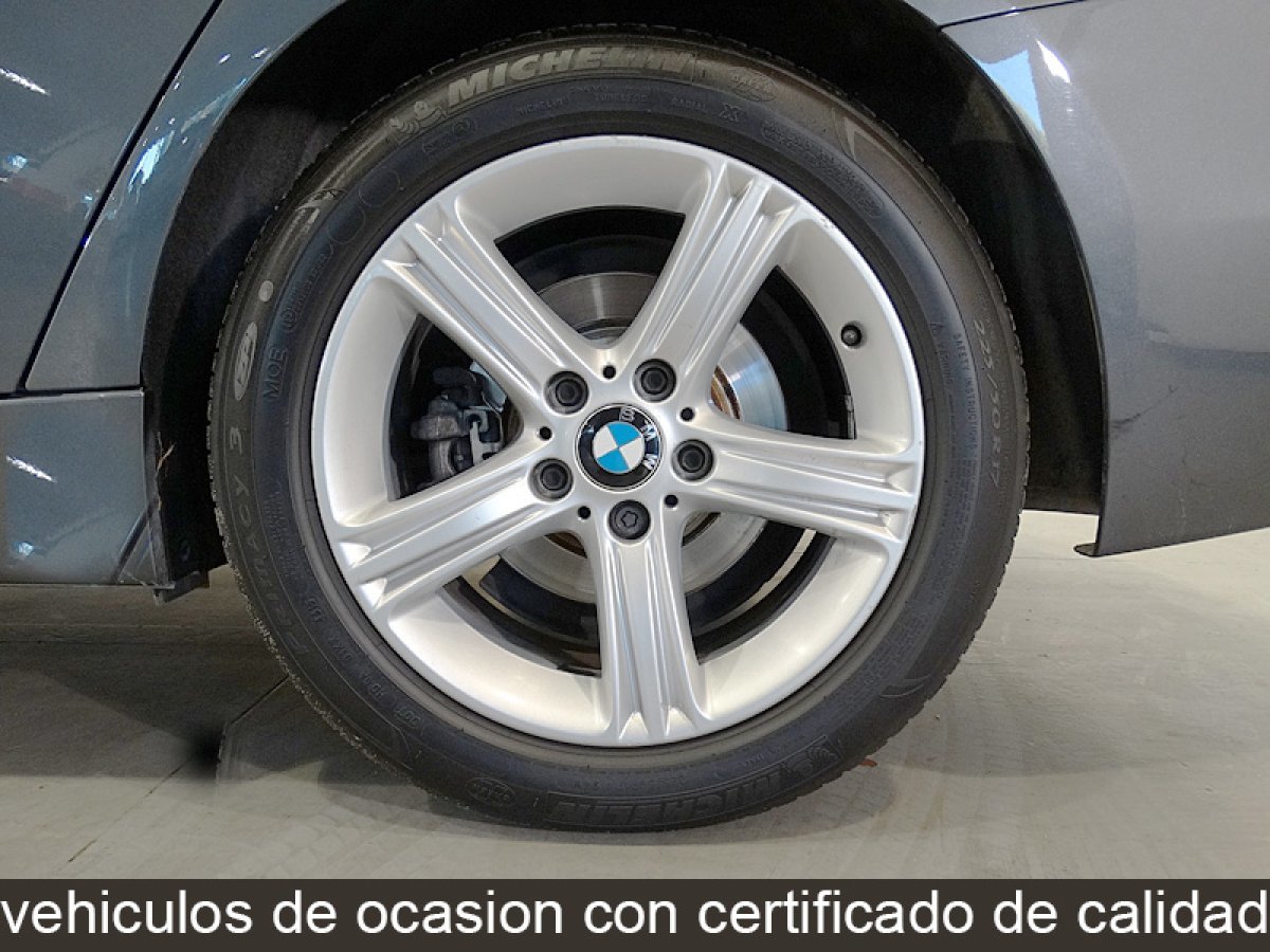 Foto BMW Serie 3 40