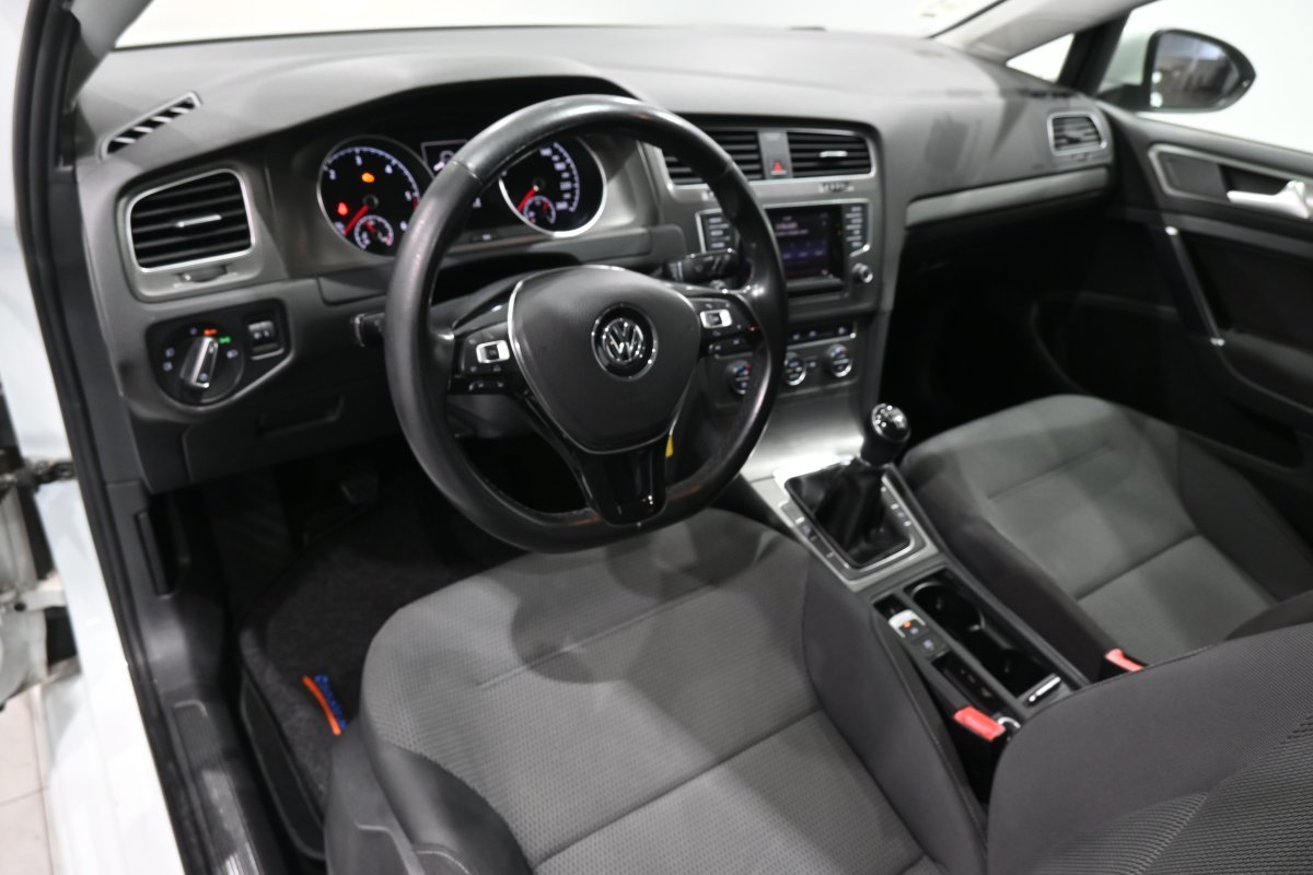 Foto Volkswagen Golf 9