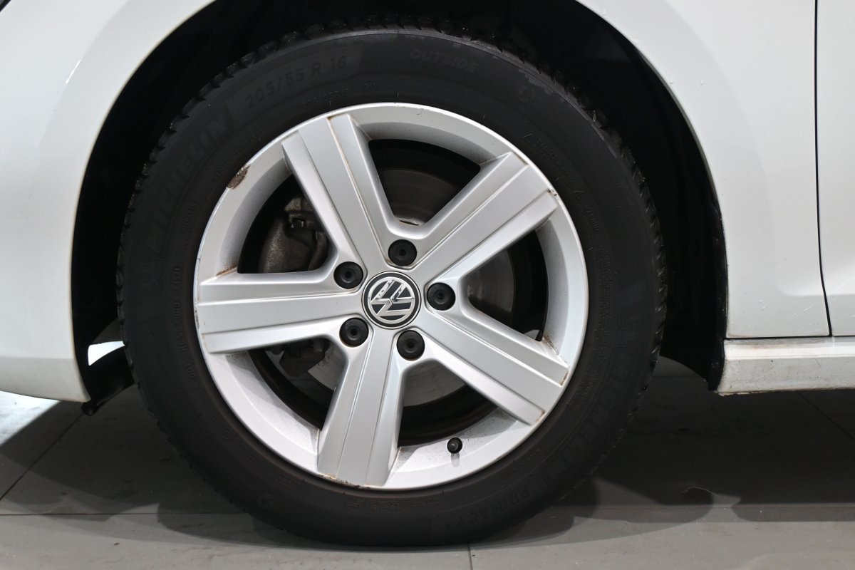 Foto Volkswagen Golf 27