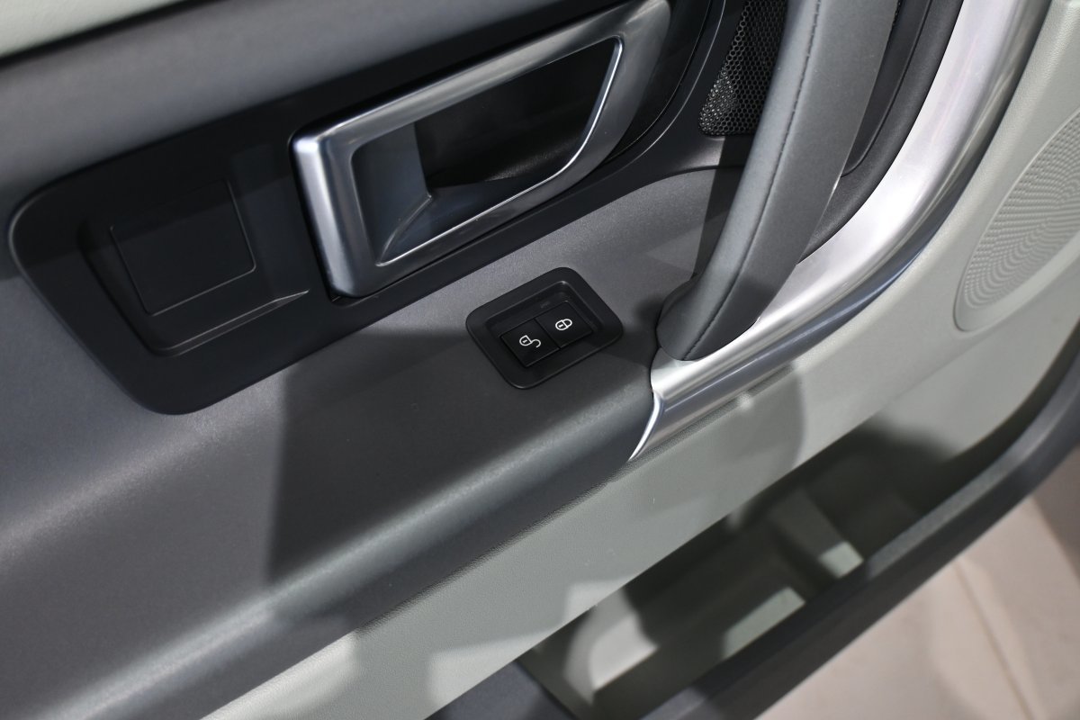 Foto Land-Rover Discovery Sport 31