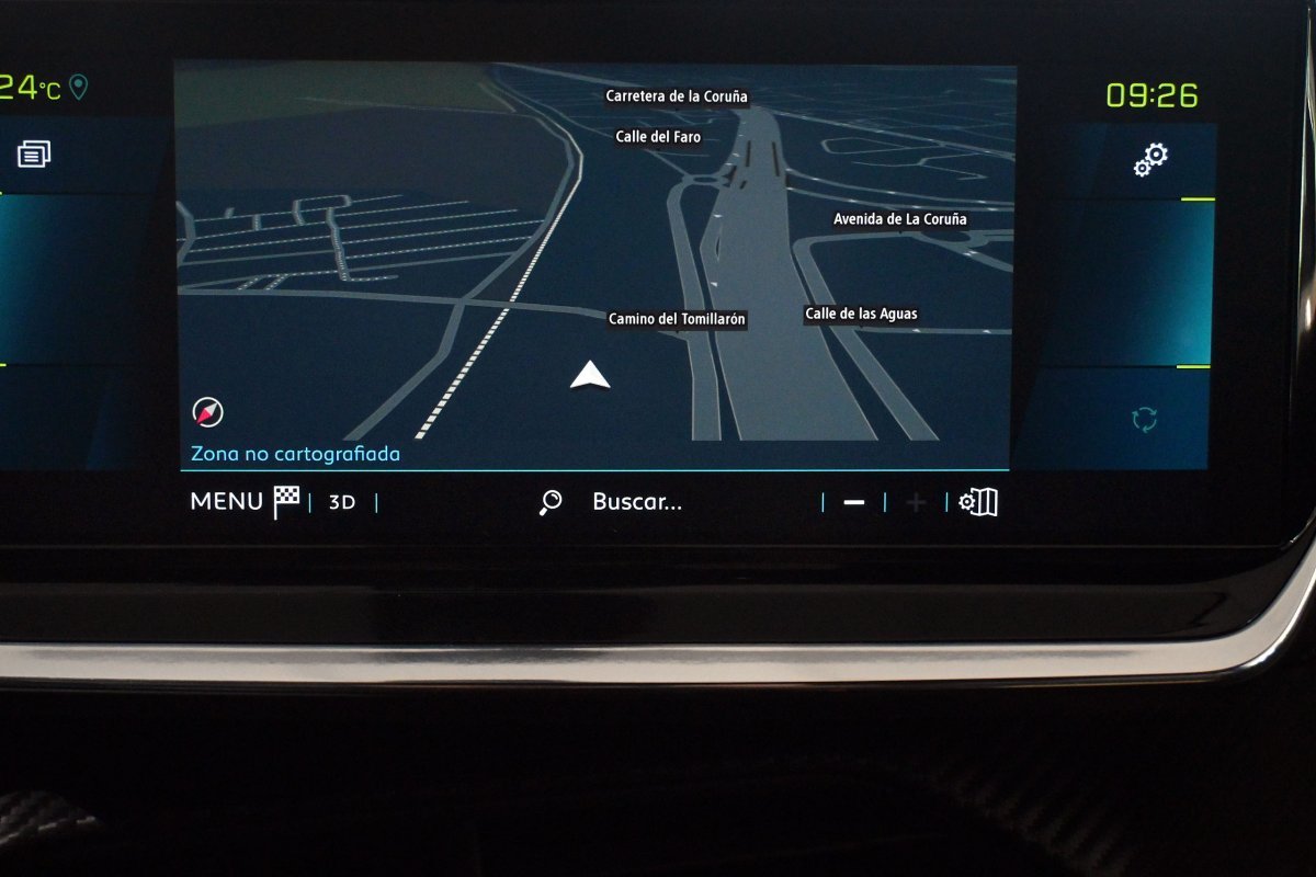 Foto Peugeot e-2008 18