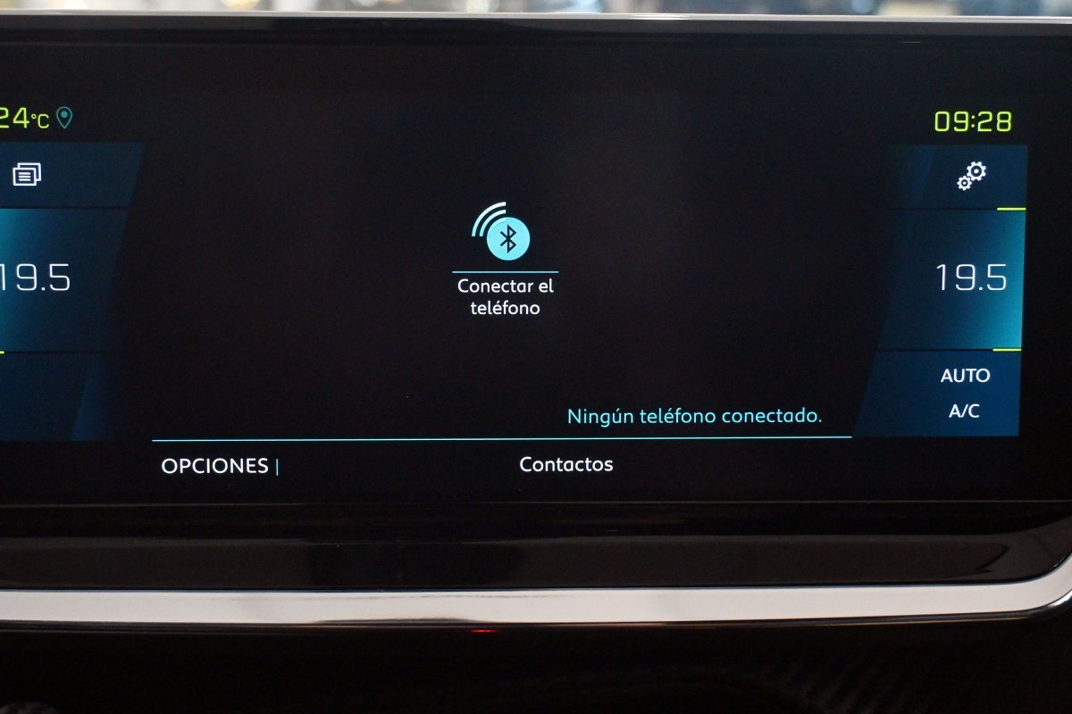 Foto Peugeot e-2008 22