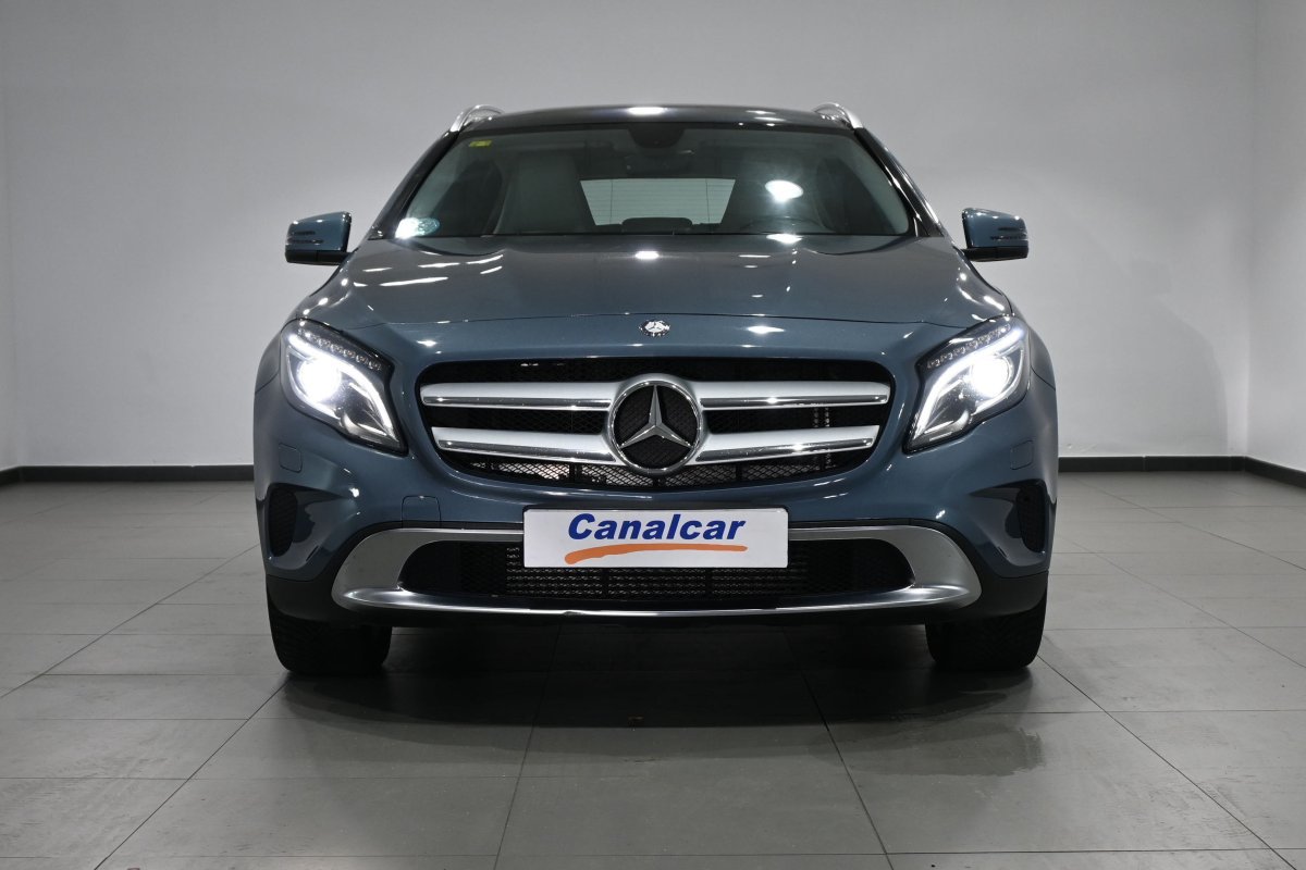 Foto Mercedes-Benz Clase GLA 2
