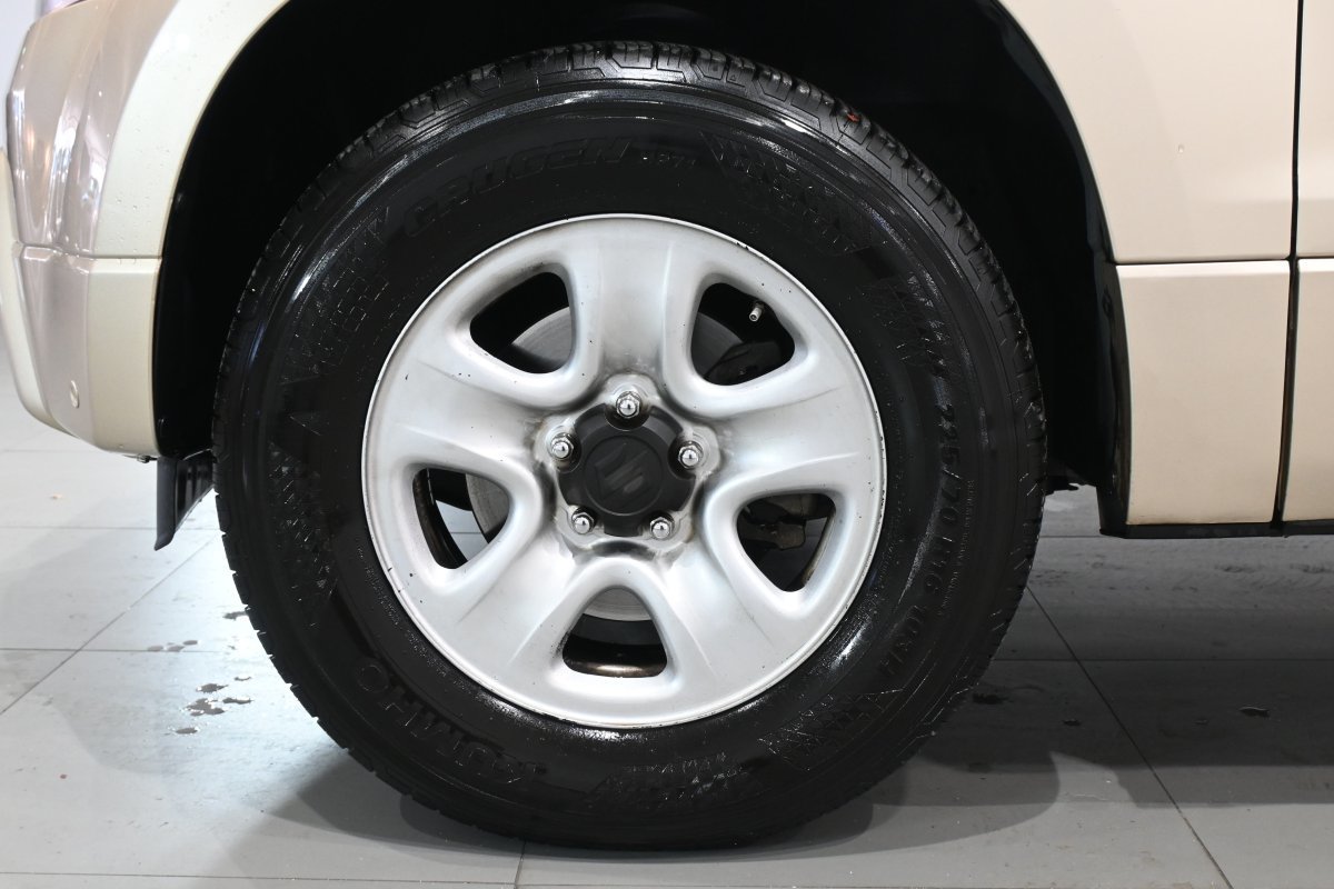 Foto Suzuki Grand Vitara 27