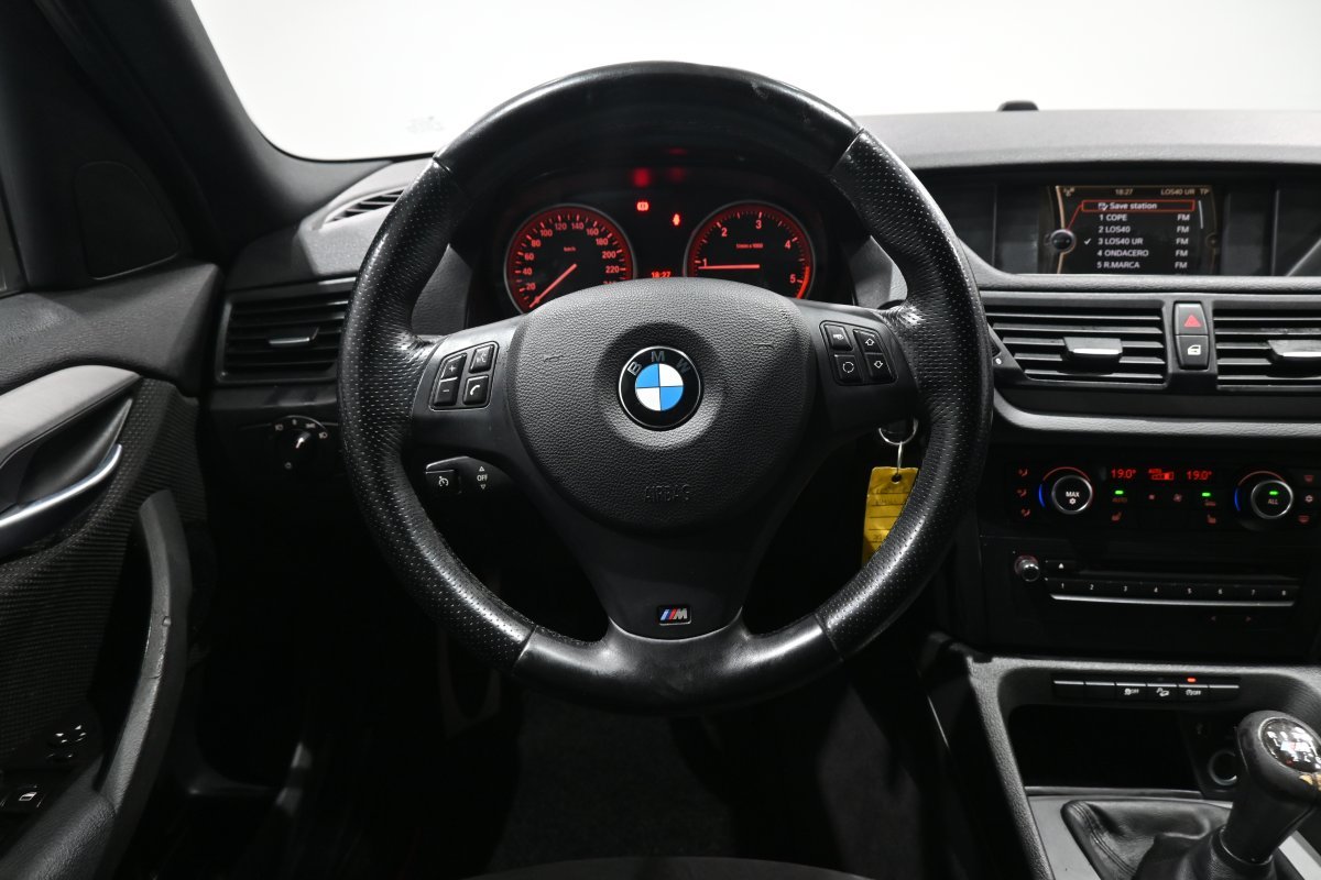 Foto BMW X1 19