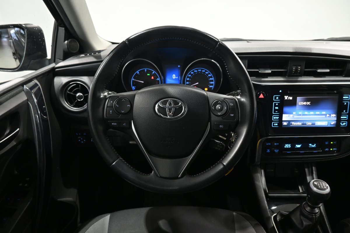 Foto Toyota Auris 19