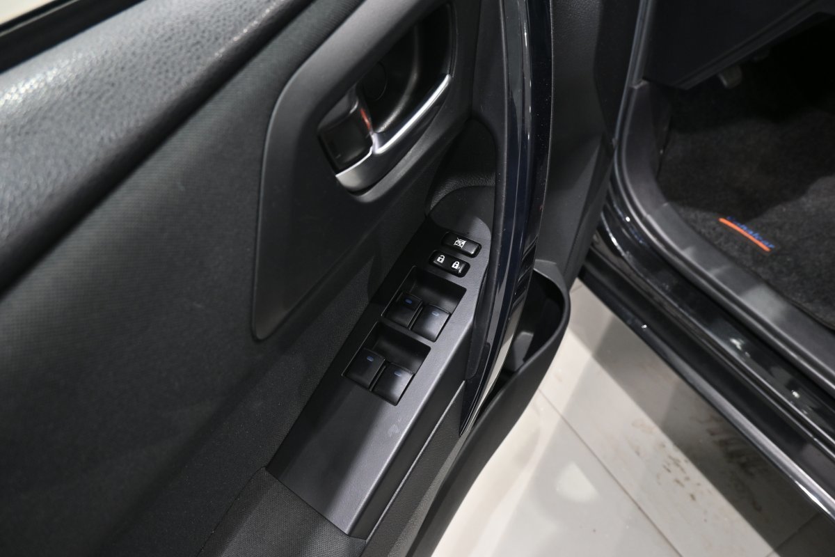 Foto Toyota Auris 27