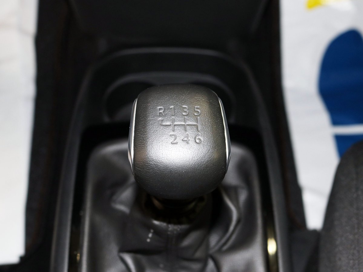 Foto Citroën Grand C4 SpaceTourer 23