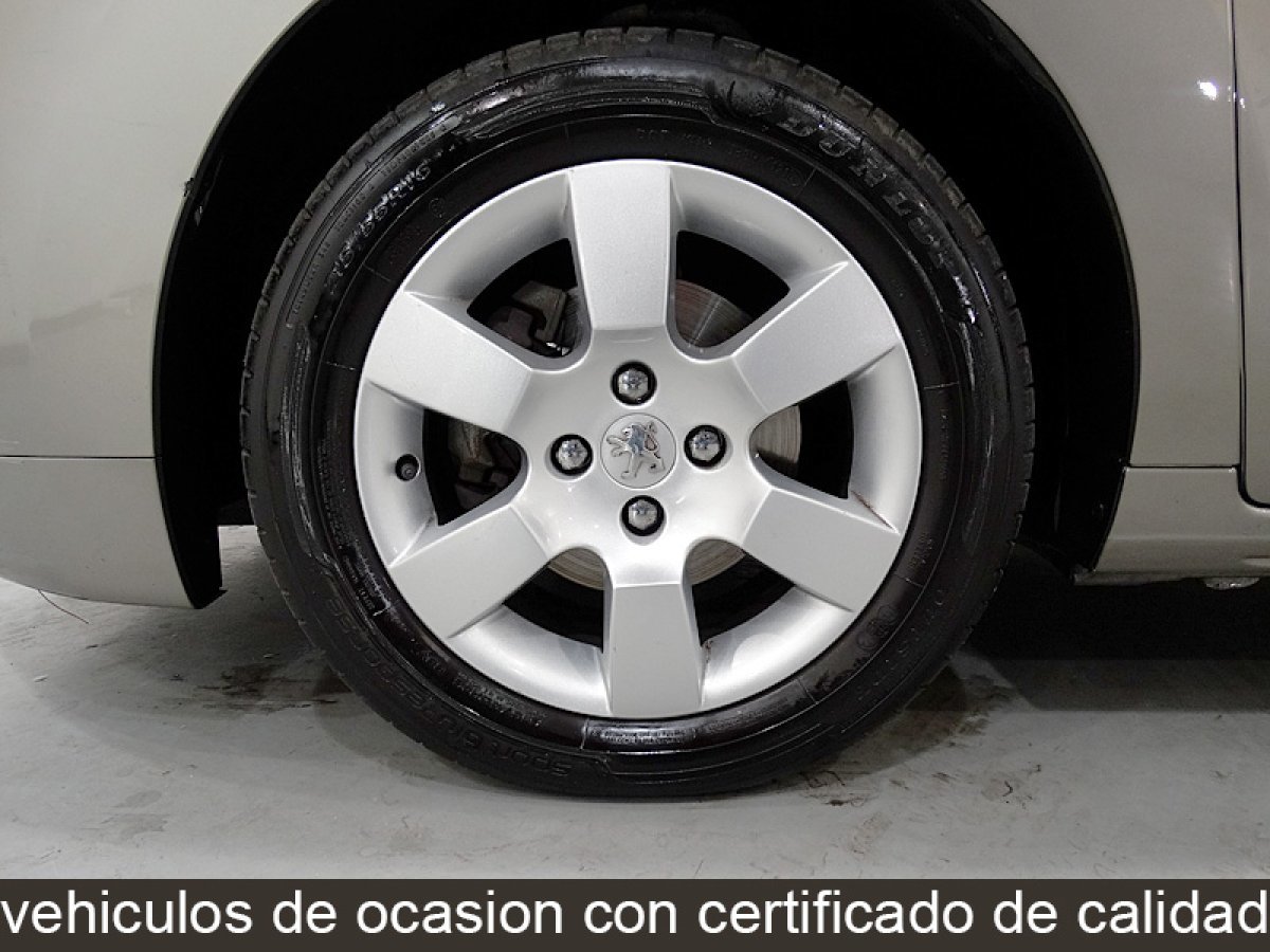 Foto Peugeot 5008 20