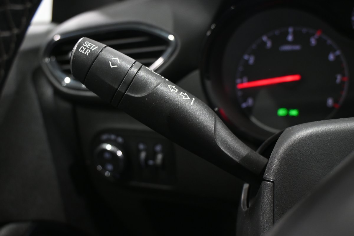 Foto Opel Crossland X 24