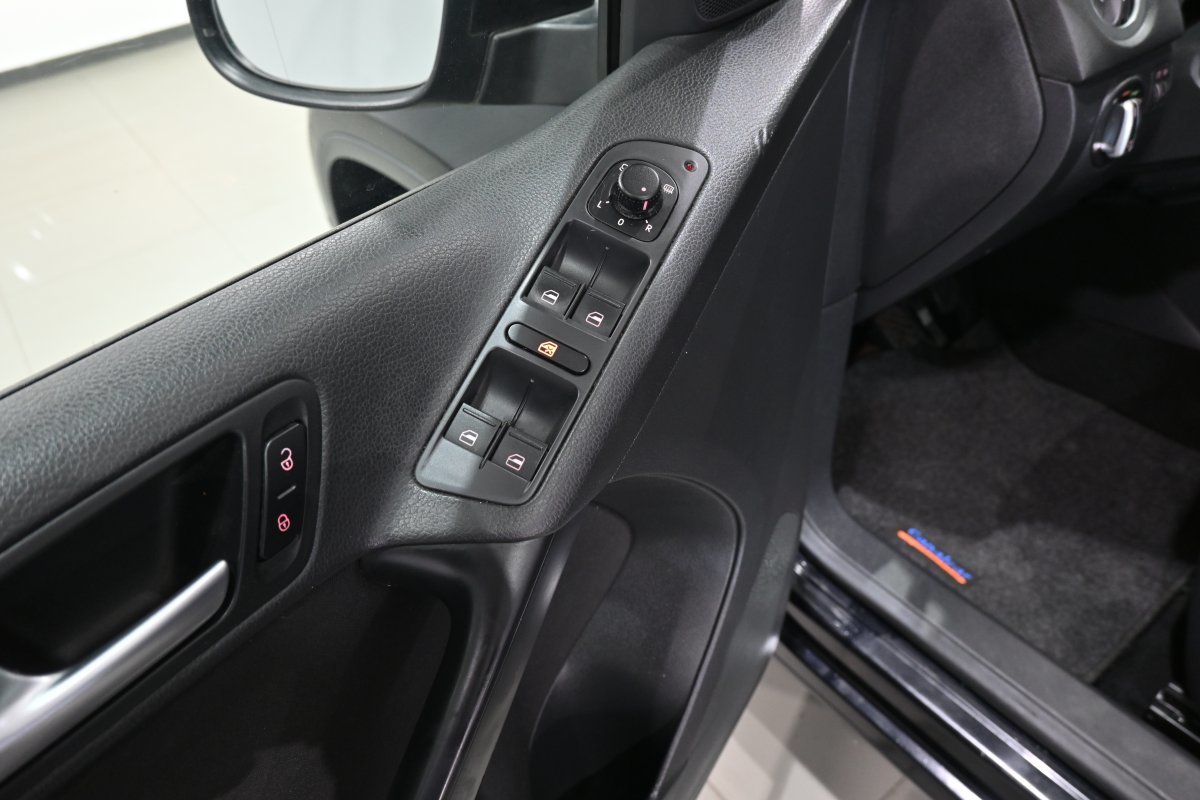 Foto Volkswagen Tiguan 26