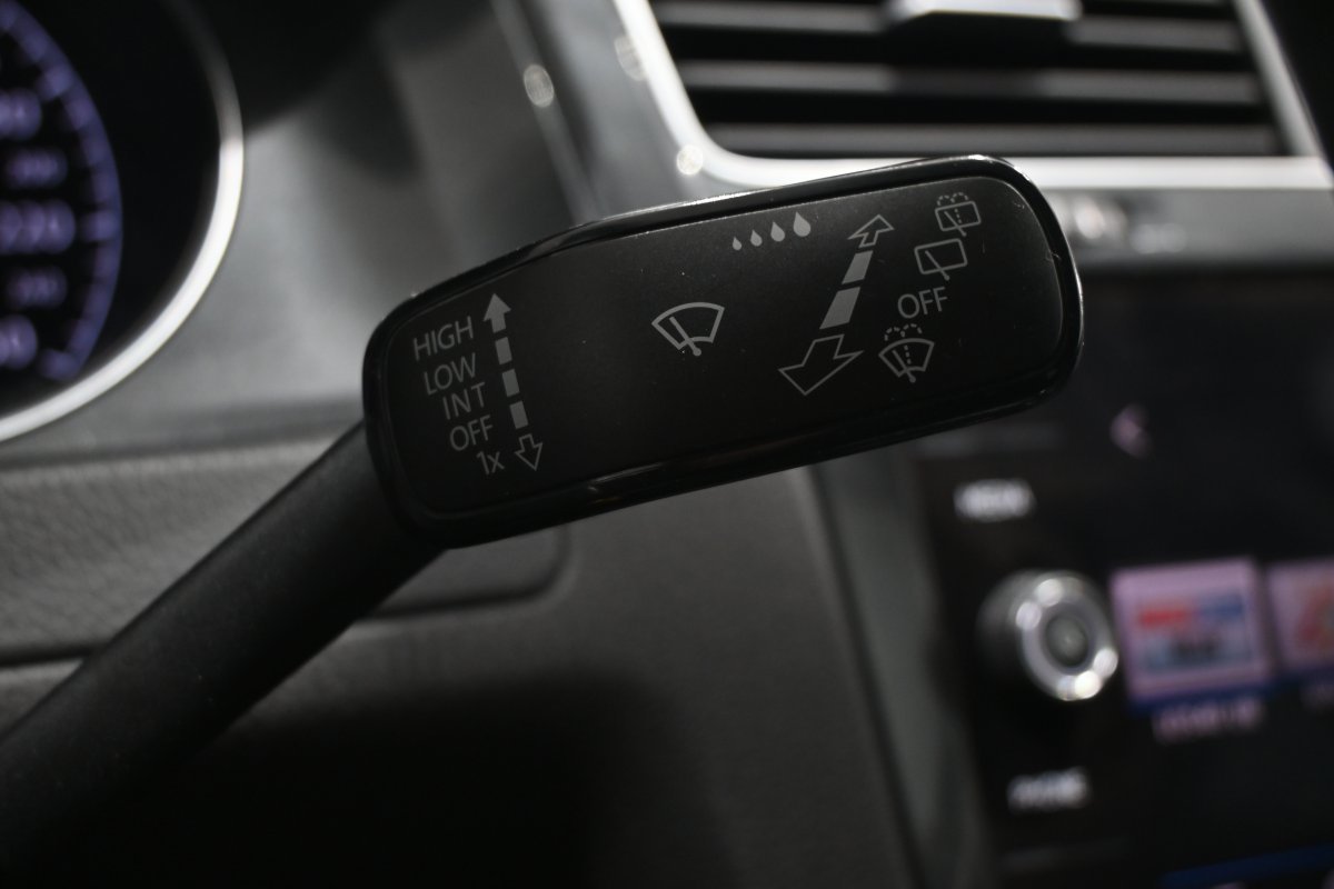 Foto Volkswagen Golf 23