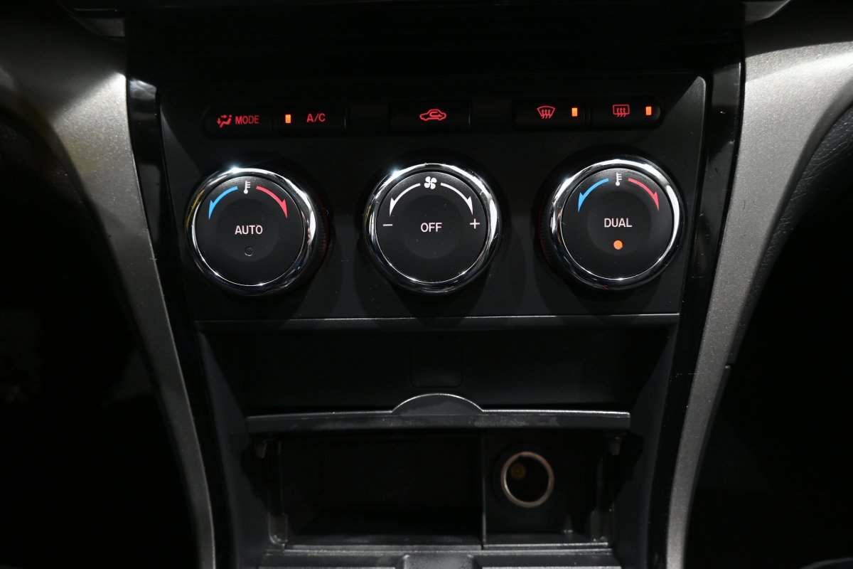 Foto Mazda Mazda6 16