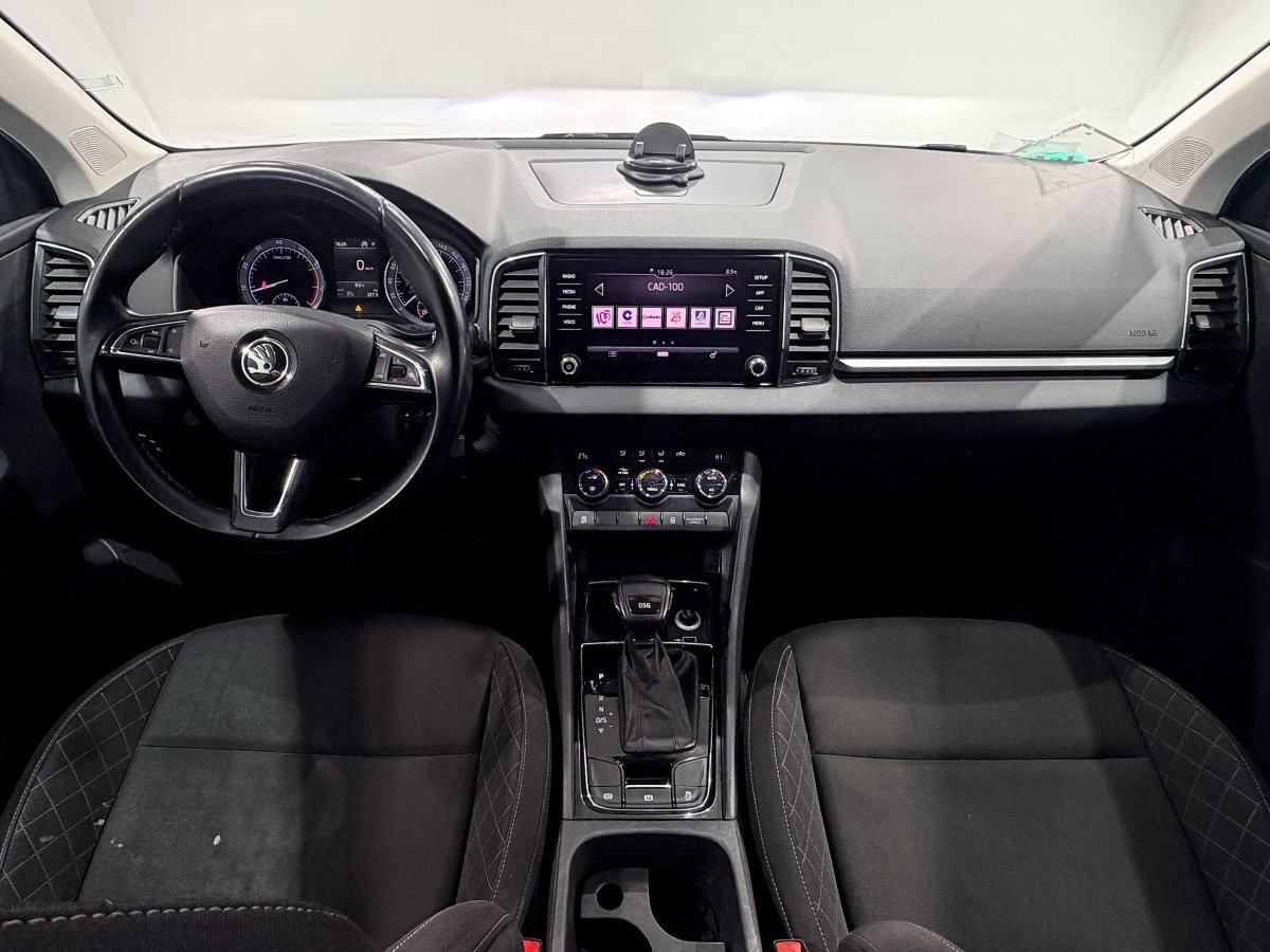 Foto Skoda Karoq 18