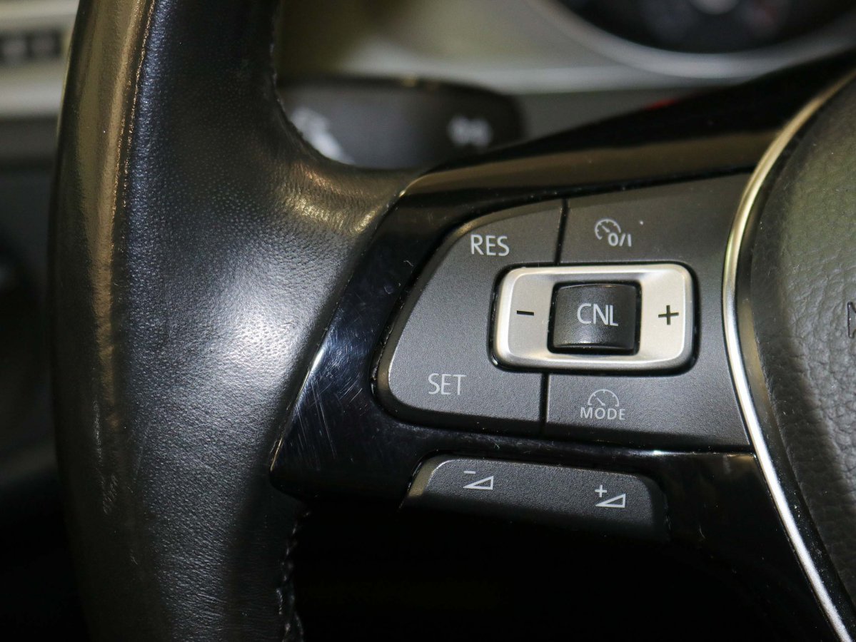 Foto Volkswagen Golf 22