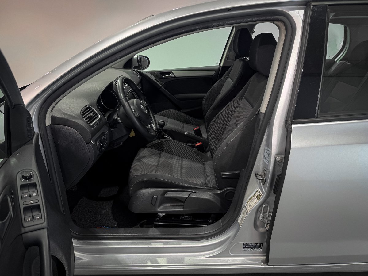 Foto Volkswagen Golf 10