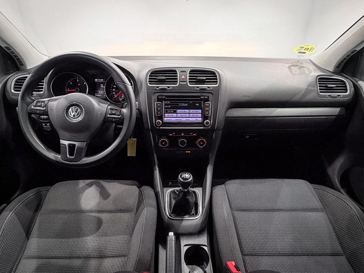 Foto Volkswagen Golf 17