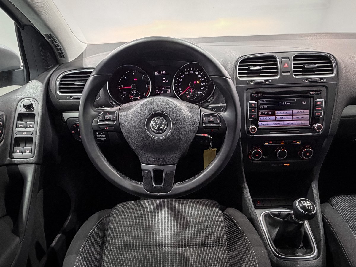 Foto Volkswagen Golf 18