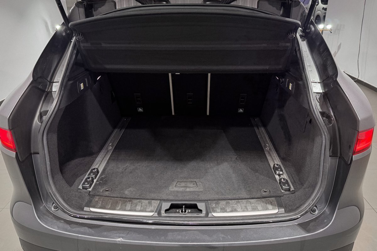 Foto Jaguar F-Pace 8