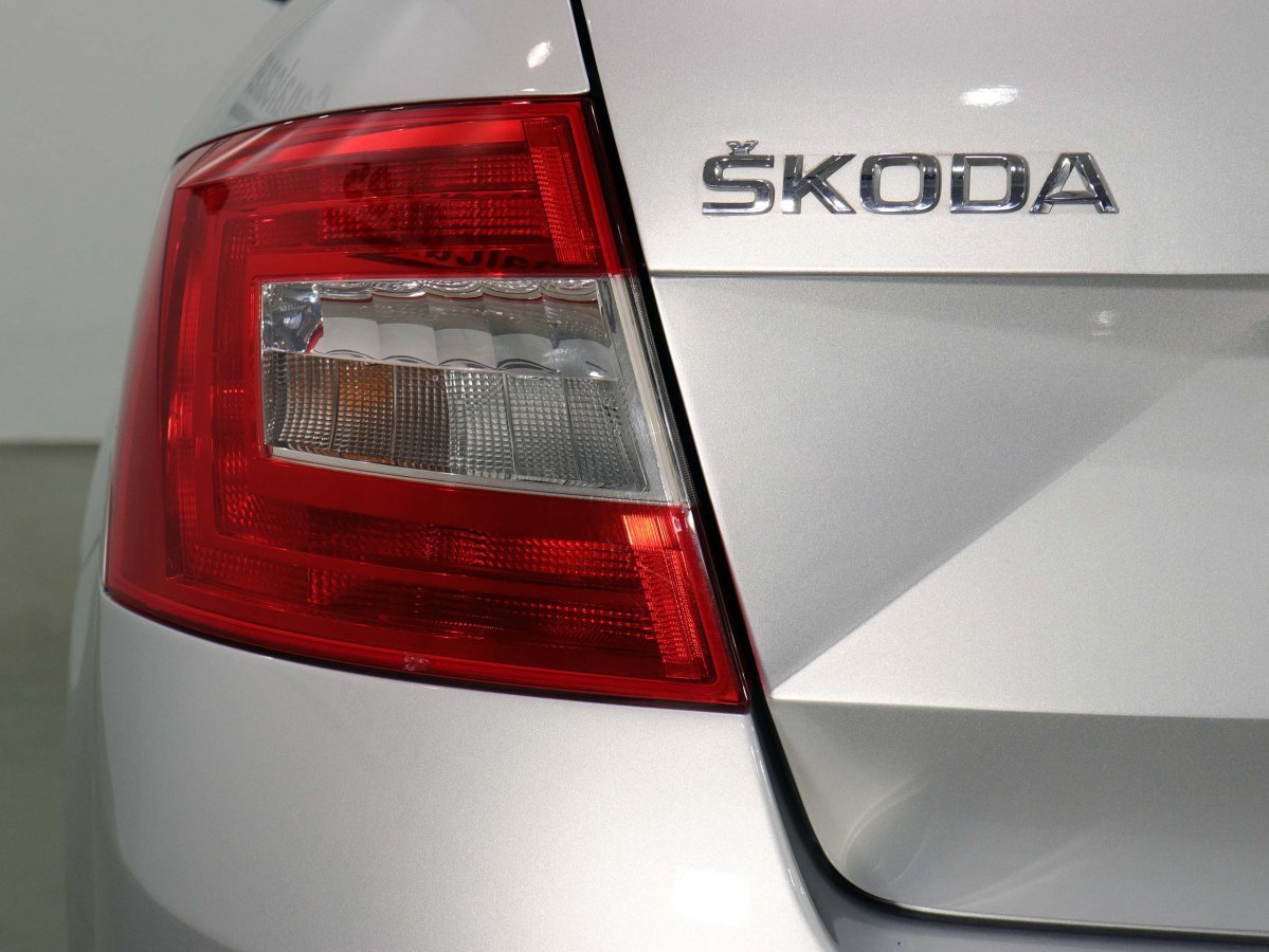 Foto Skoda Octavia 9