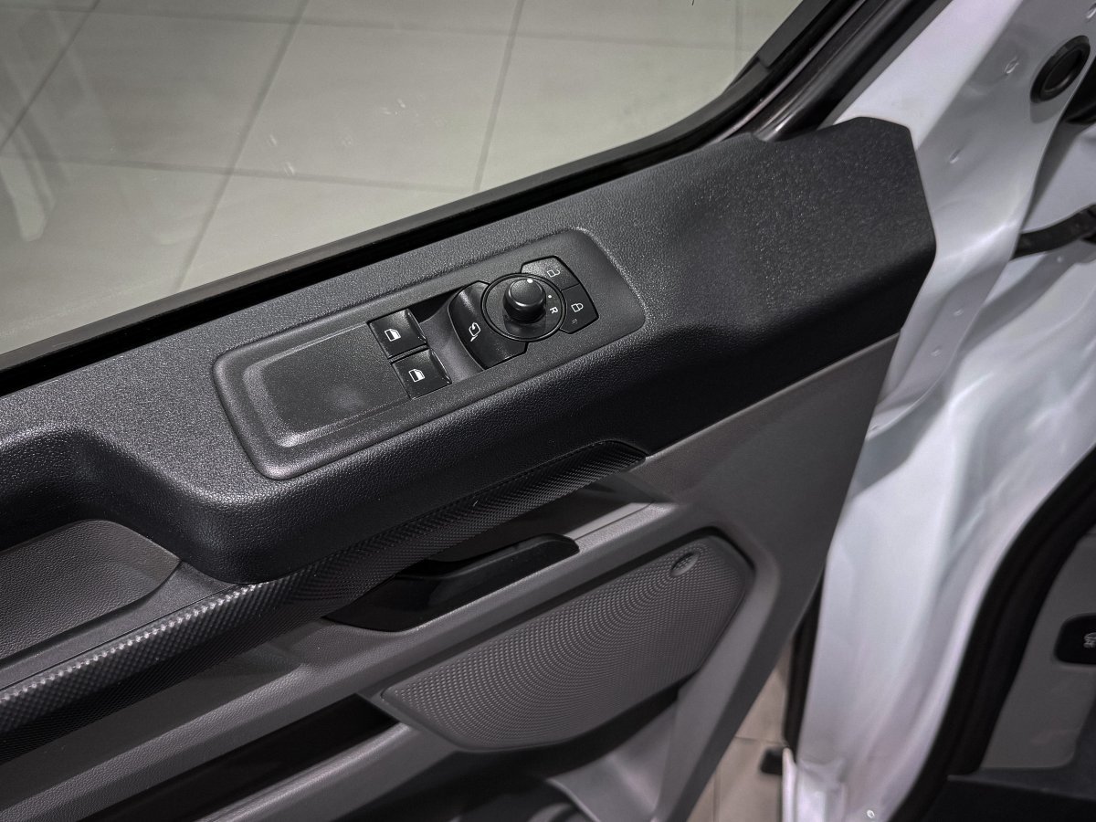 Foto Ford Transit Custom 21