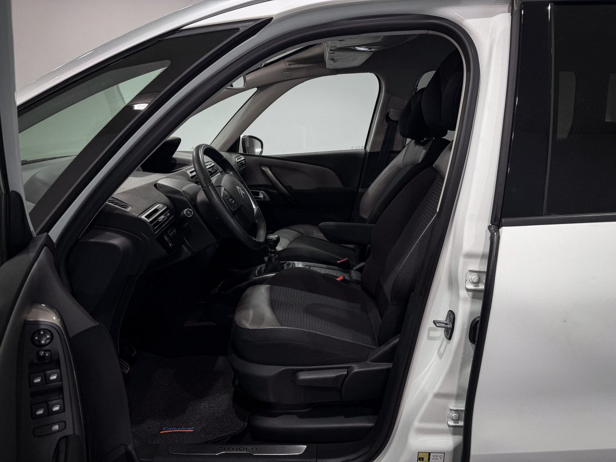 Foto Citroën Grand C4 SpaceTourer 10