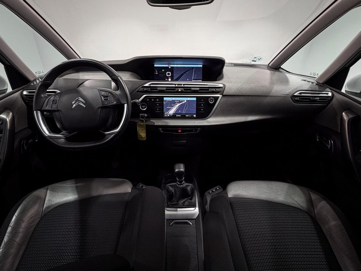 Foto Citroën Grand C4 SpaceTourer 19