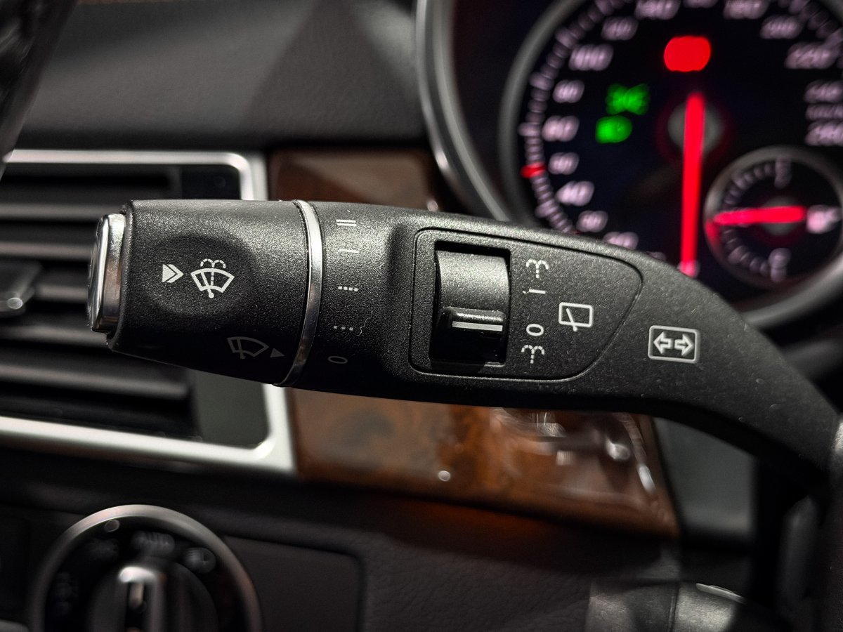 Foto Mercedes-Benz Clase GLS 29