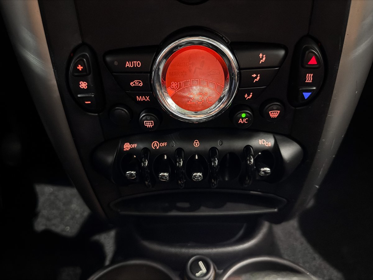 Foto Mini Countryman 16