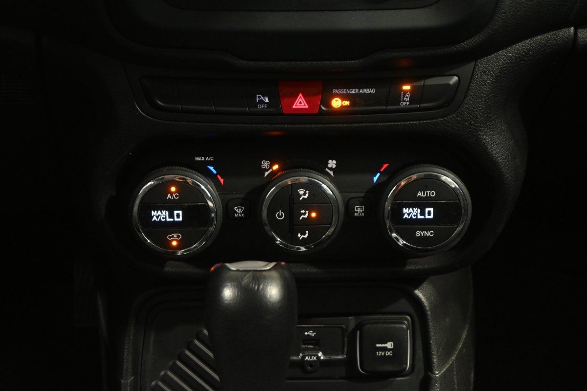 Foto Jeep Renegade 12